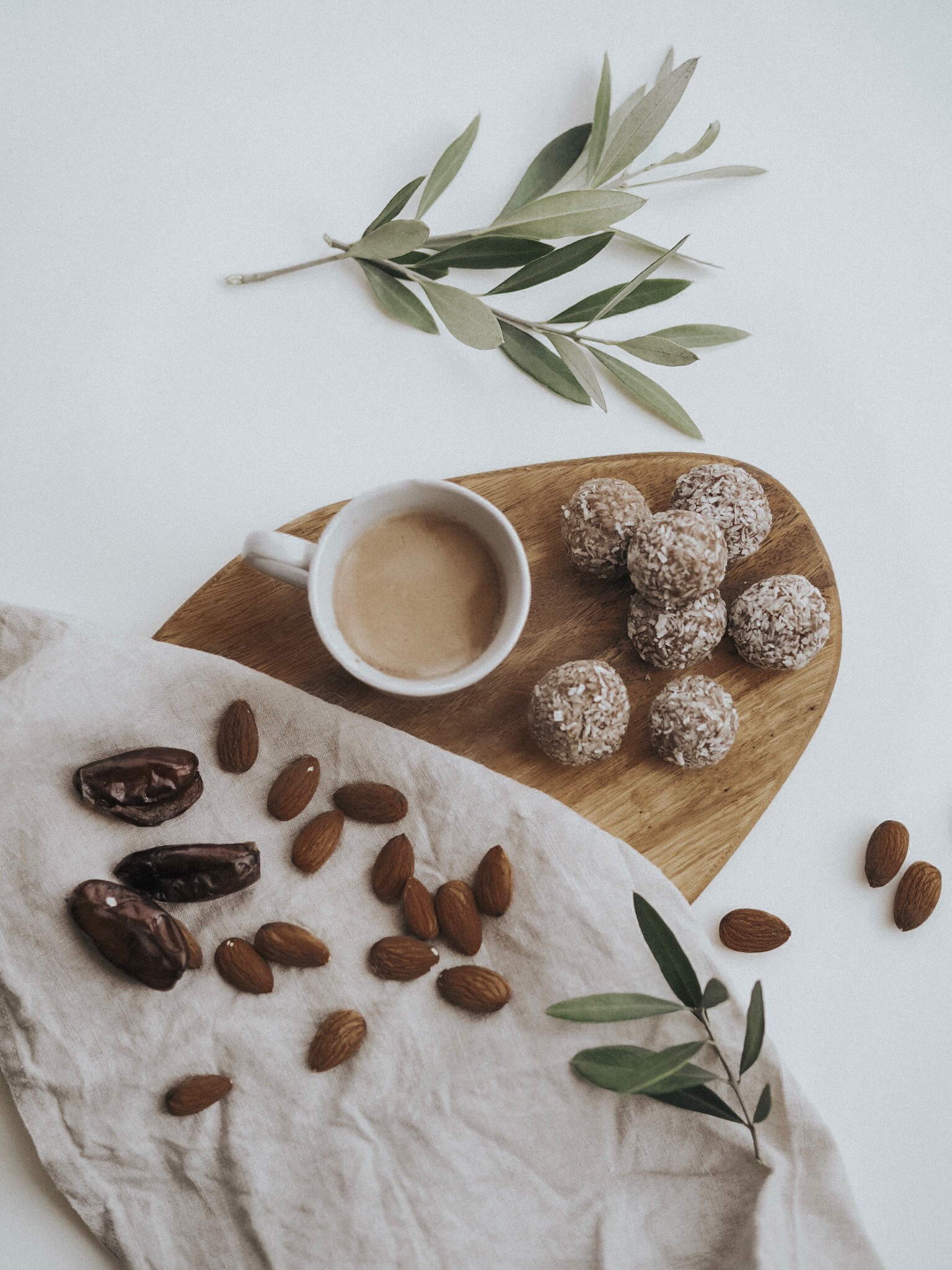 Dirty Chai Espresso Energy Balls