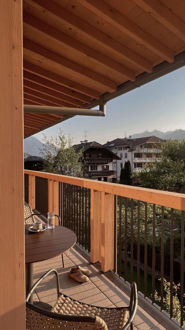 ✨ Just a little reminder: Today is a gift. ✨ Watch till the end. Someone is still  #mamasbaby 🥹🥴

#minitravelvlog #sunset #Südtirol #altoadige #southtyrol #falkensteiner #falkensteinerkronplatz #slowtravel #activelifestyle #activeliving #wellness #wellness